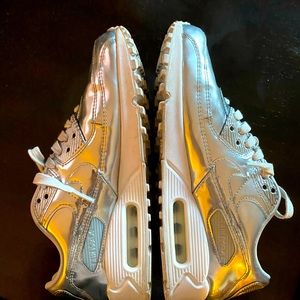 Nike AIR MAX size 9 in a very good condition